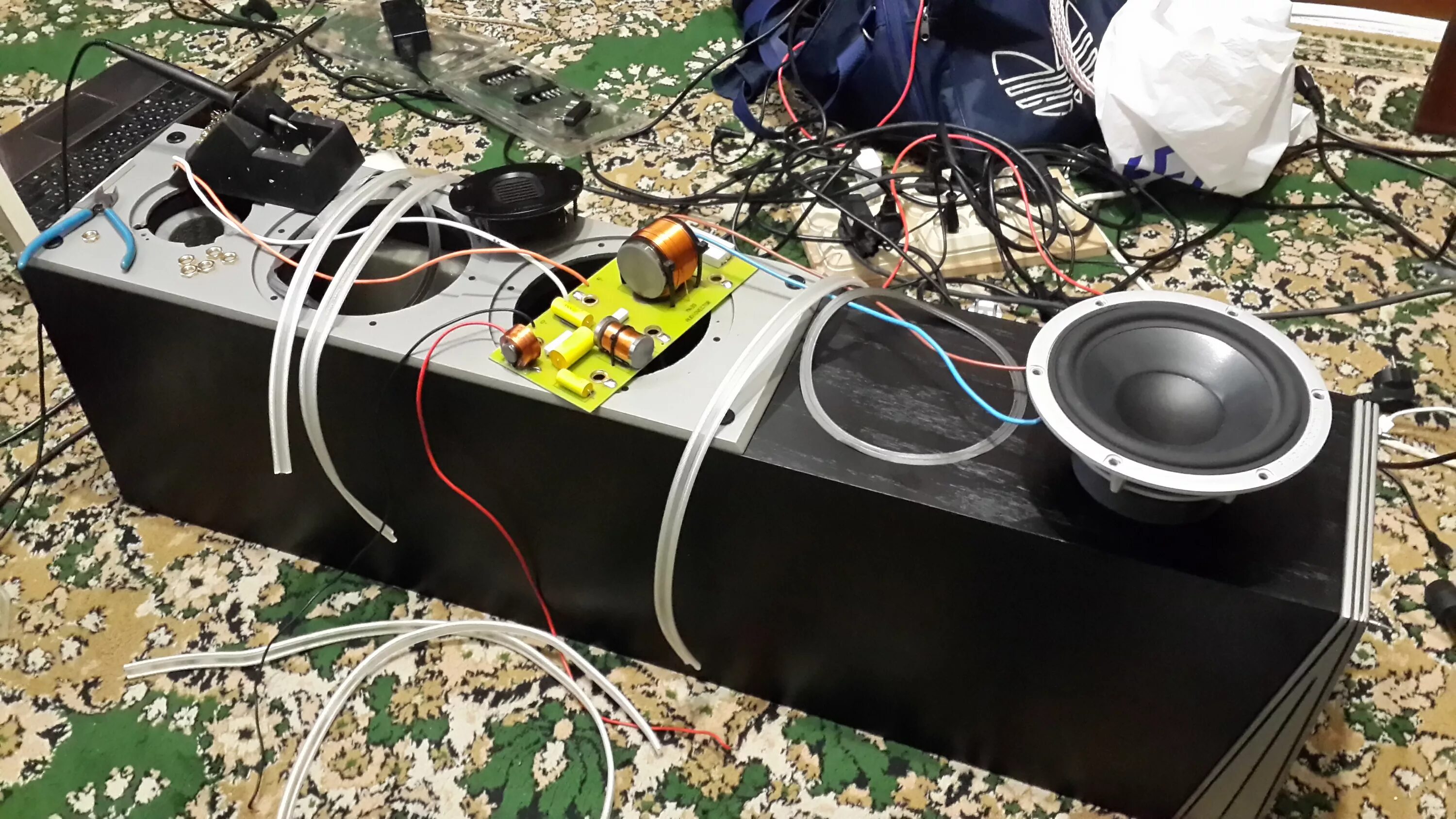 Динамики для колонок sven. Microlab pro 1 кроссовер. Колонки s-30 фазоинвертор. Sl 550 апгрейд акустики. Polk audio s15e.