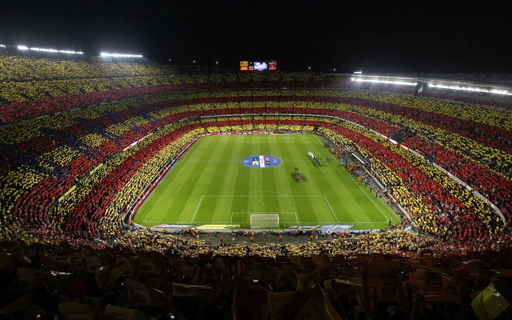 Стадионы 1 8. Гуанчжоу Эвергранд стадион. Камп ноу 1920 1080. Estadio Camp nou трибуны.