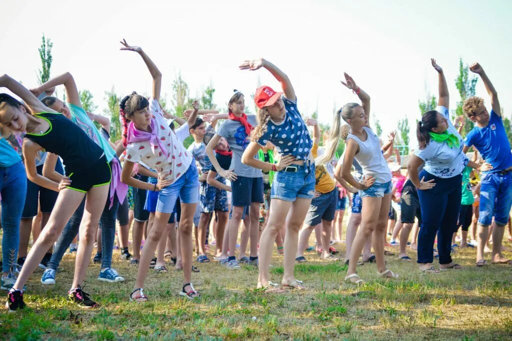 спортивные мероприятия в лагере. летний лагерь. летний фестиваль рдш22. зарядка для детей в лагере. мероприятия вожатых.