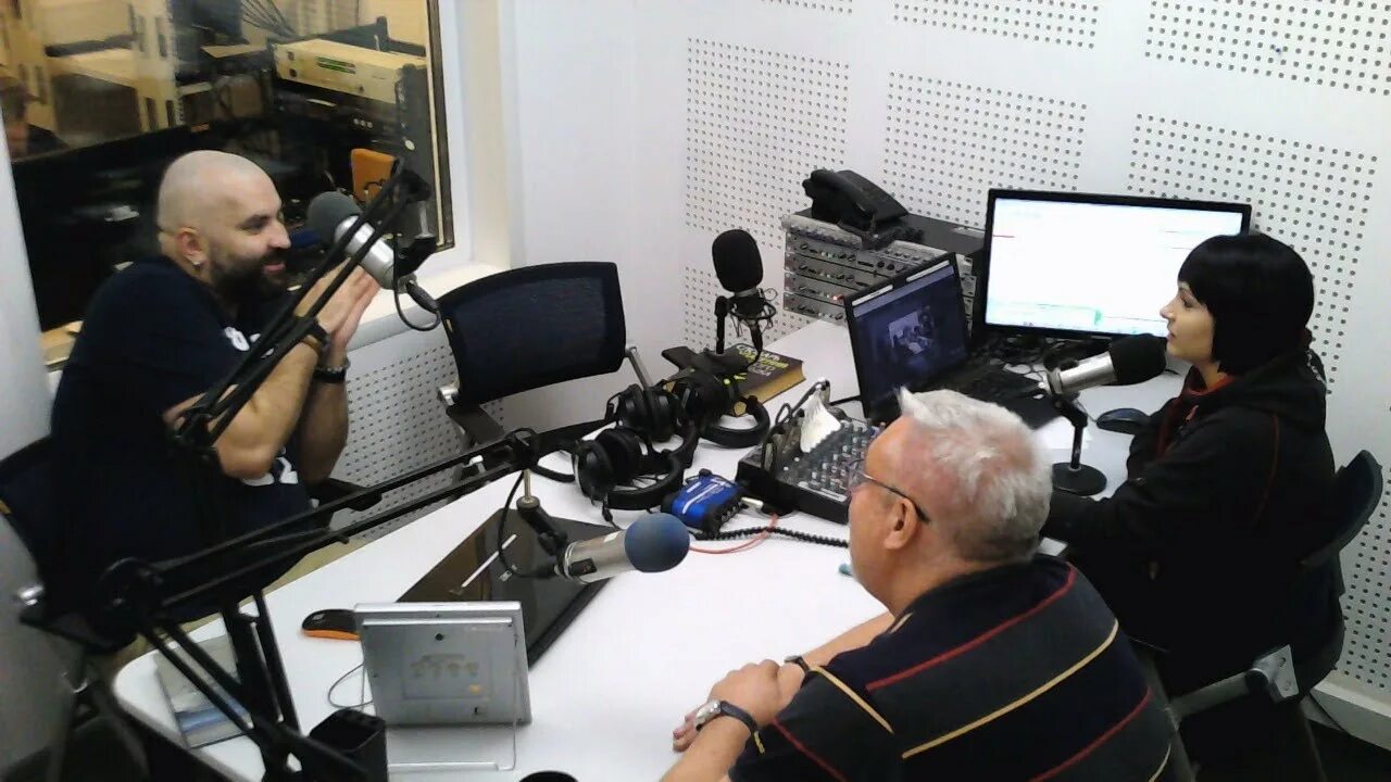 Валерий нечай эхо петербурга. Фелицата ольшевец. Утренний разворот на эхо москвы. Ашурков сенатор. Утренний разворот на эхо москвы.