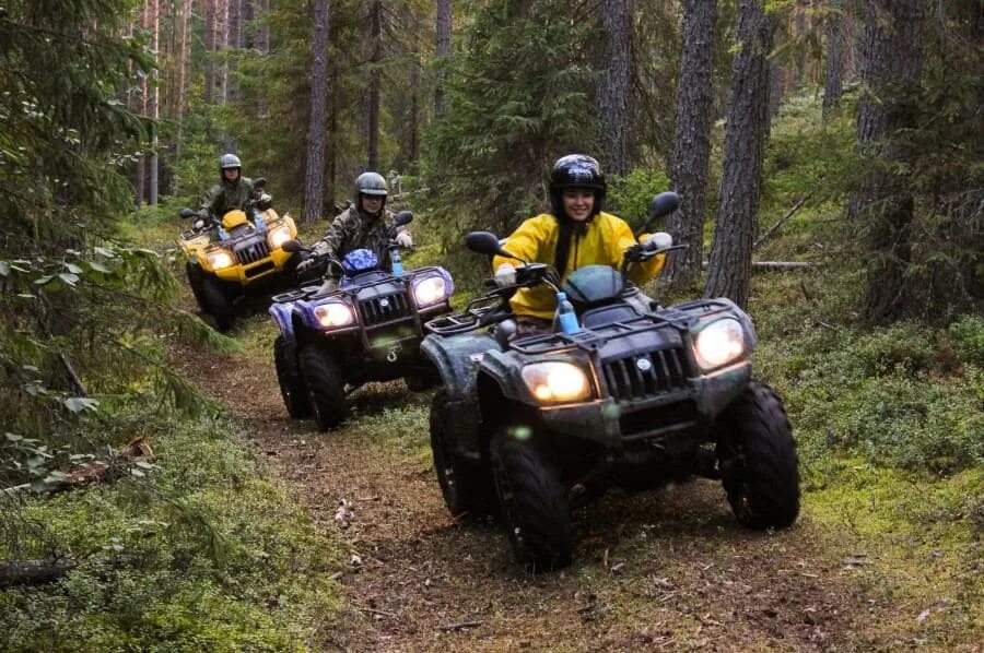 Квадро пермь. Сафари на квадроциклах. Cf moto outlander. Квадроцикл лесной. Квадро пермь.