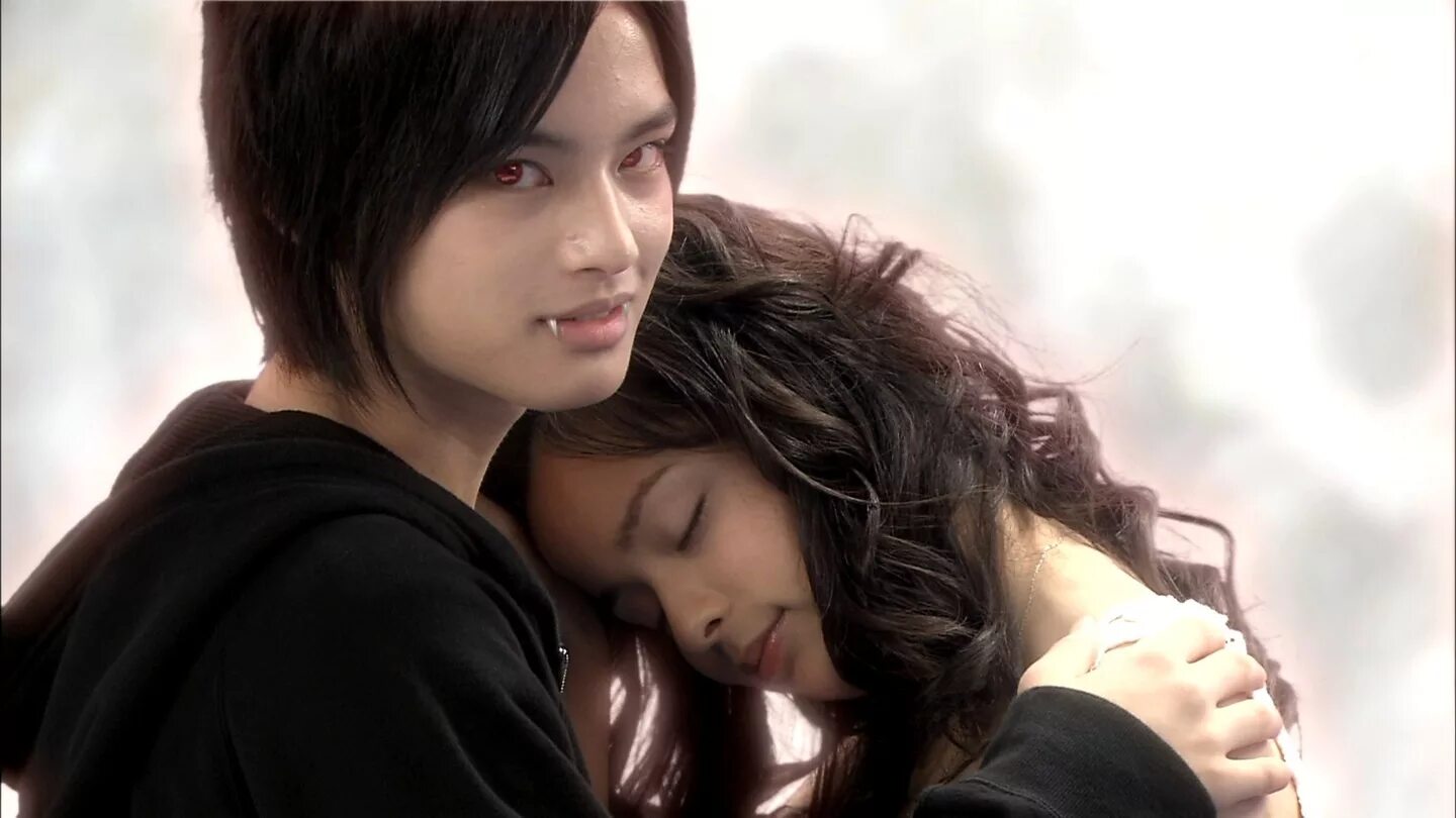 Когда мужчина влюблен клип. Юма Накаяма влюблённый вампир. Влюблённый вампир / Koishite Akuma [2009]. Влюбленный вампир 2009 дорама.