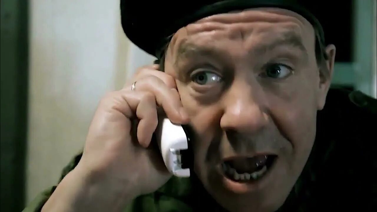 21+ цифра. Папанов и миронов бриллиантовая рука. Завтра стоп в 18. Знаки возрастных ограничений. 21+ знак.