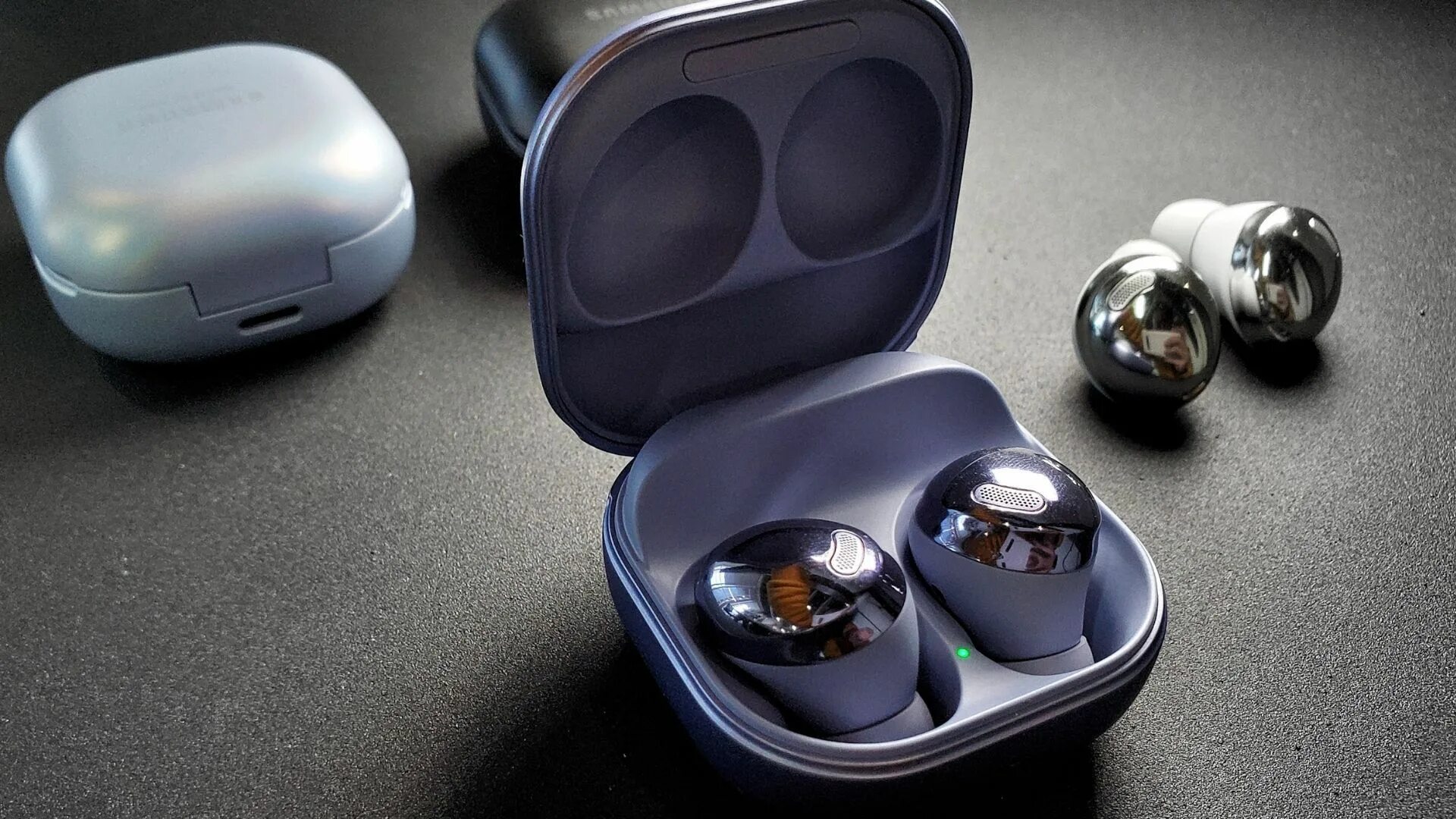 Самсунг бадс дата выхода. Samsung galaxy buds 2 батарейка. Samsung galaxy buds 2 pro. Наушники galaxy buds 2 pro. Samsung galaxy buds live 2.