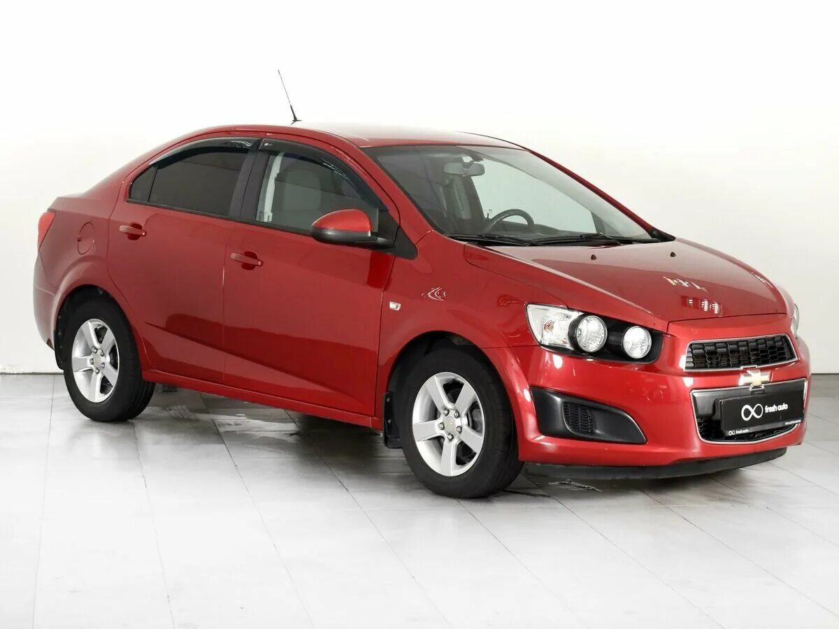 Chevrolet aveo t300 черный. Chevrolet aveo 2015. шевроле авео серебристый. Chevrolet aveo 1. 6 at.