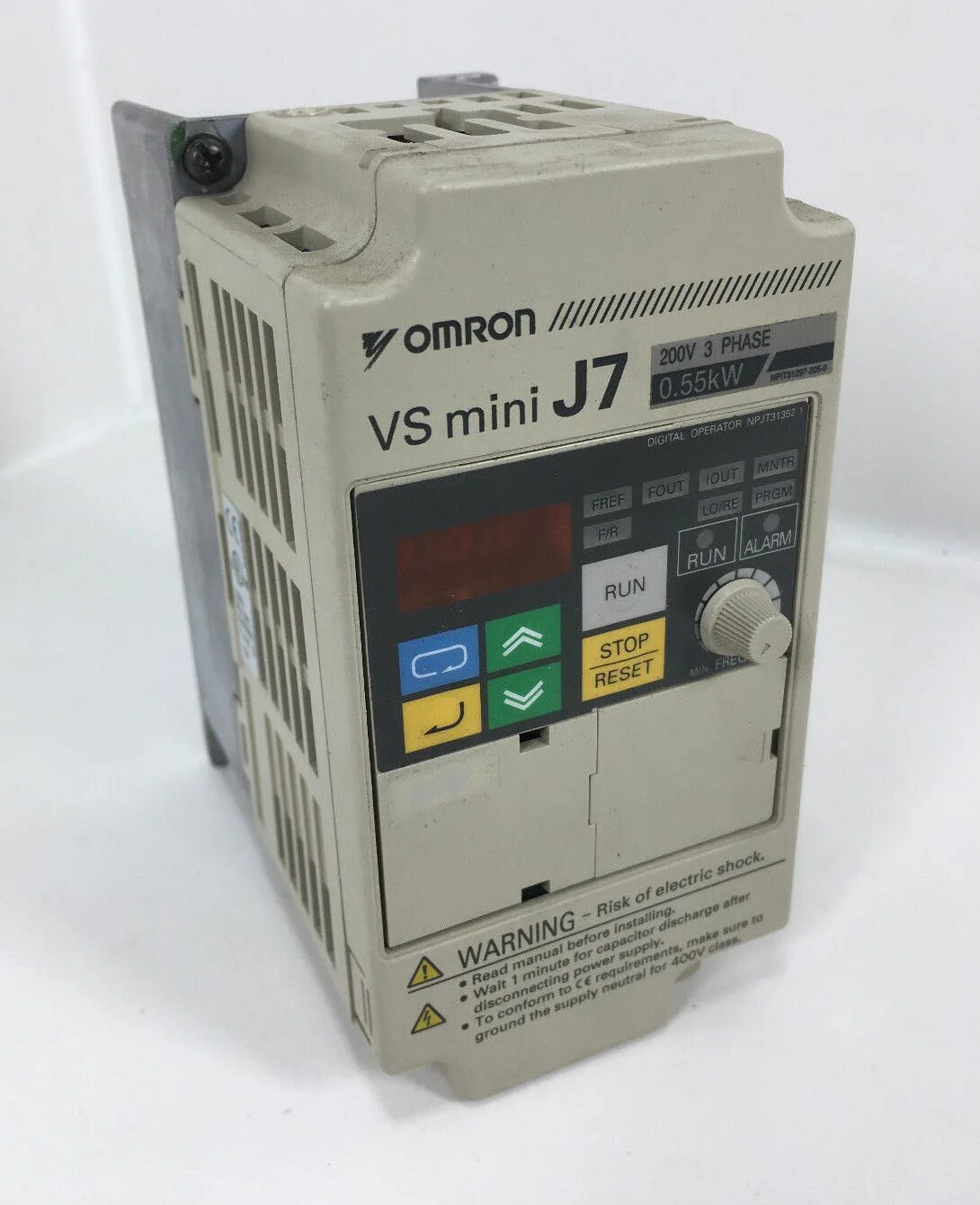 Преобразователь omron. Omron vs mini j7. omron vs mini j7 0.25kwt. omron vs mini j7 0.25kwt single fase. преобразователь частоты omron vs mini j7.