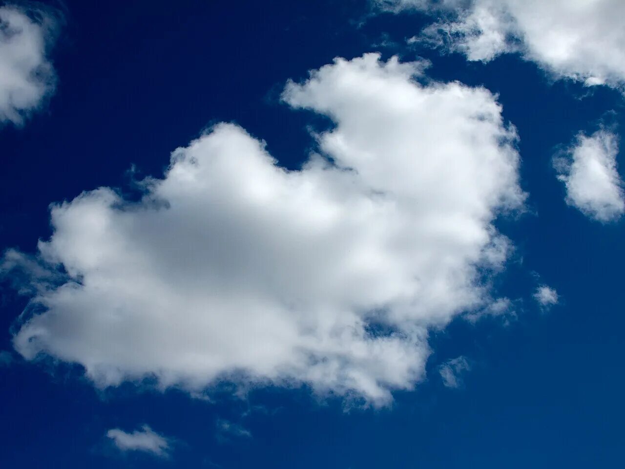 Clouded 0