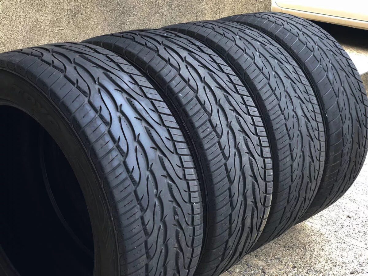 Toyo 305/45 r22. Toyo PROXES st2. Toyo шины 285 45 r22. 285 45 R22 Bridgestone летняя.