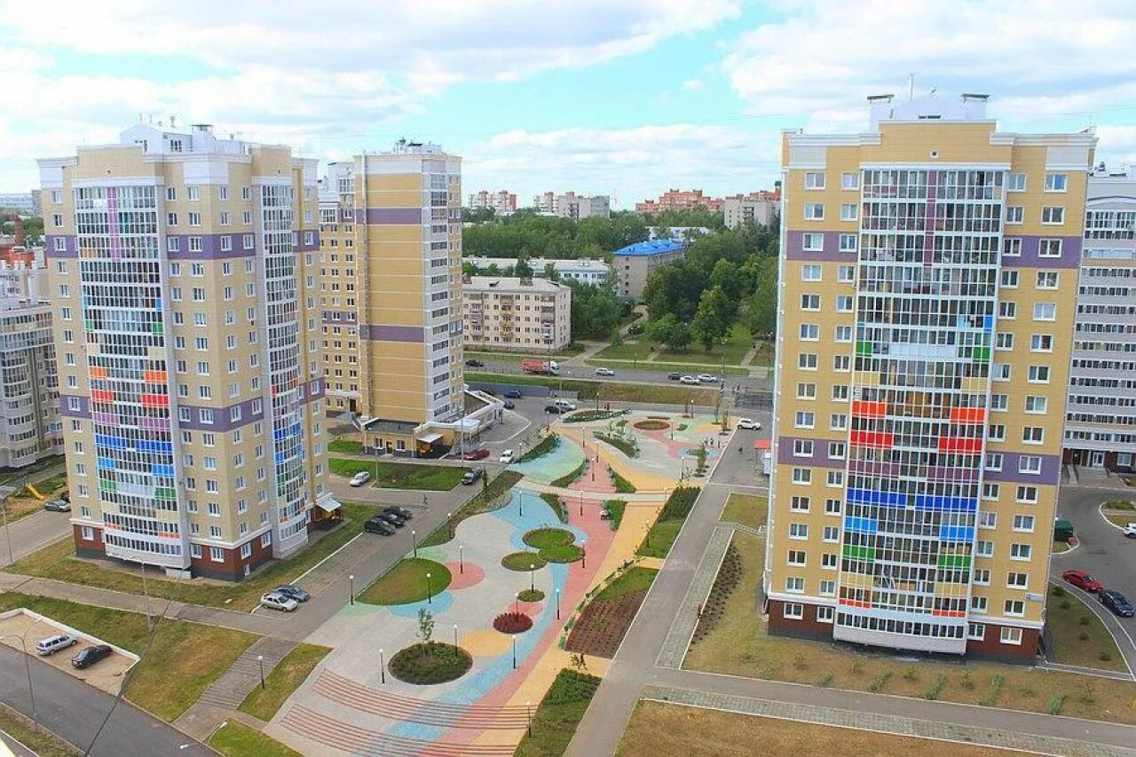 Микрорайон радужный чебоксары. , 13 р-н московский. Чебоксары ул магницкого 1 к 2 южная звезда. Ул энгельса 1 чебоксары. Квартиры в чувашии чебоксары.