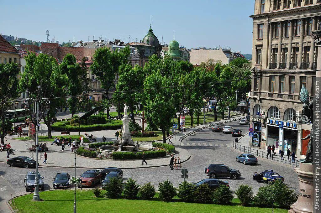 Львов проспект свободы. Львов центр. Львов Украина. Львов центр города. Б н львов