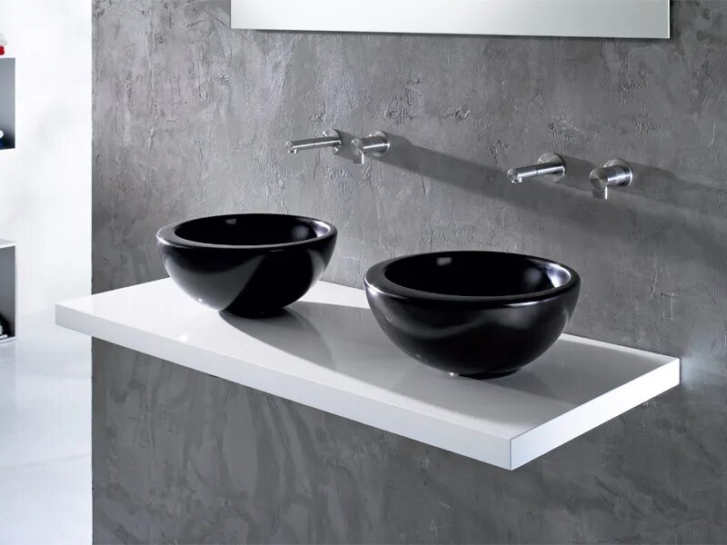 Итальянская сантехника. Aet. Aet italia сантехника. Aet. Черный унитаз в интерьере.