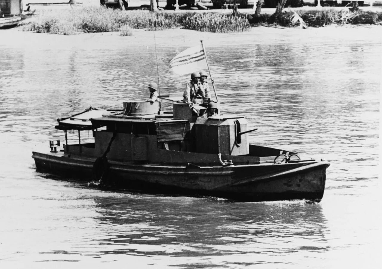 Речные силы. Mobile Riverine Force. Mobile River Force. Riverine Force Vietnam. Mobile River Force Vietnam.