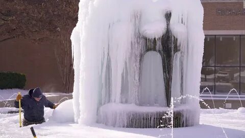 Замерзшие трубы зимой