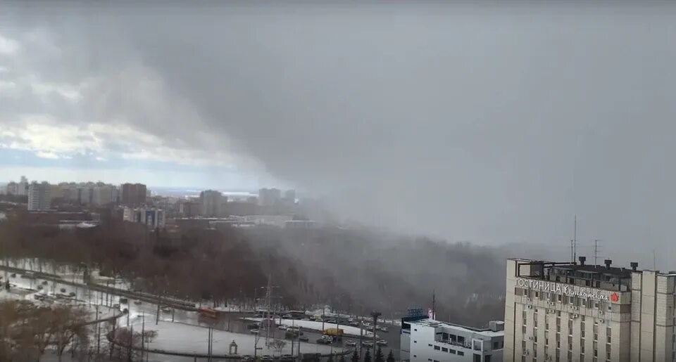 Налетели метели. Метель Самара. Метель в Самаре. Снежная буря в Нижнем Новгороде.