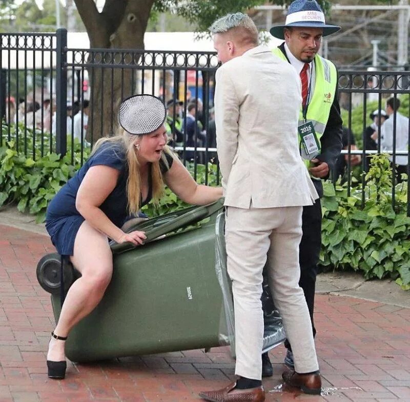 необычные ситуации. смешные ситуации из жизни. не лепый поступок. дурацкая ситуация. смешные ситуации.