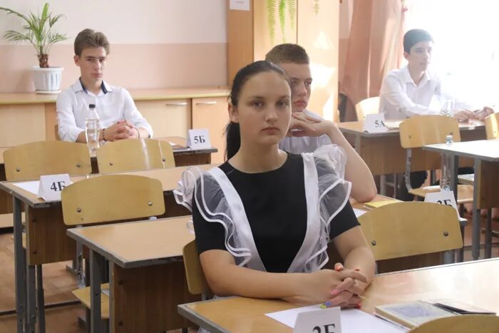 Девятиклассники получили задание. Русский язык экзамен. Экзамен 6 июня по русскому. Как сдать экзамен русский язык.