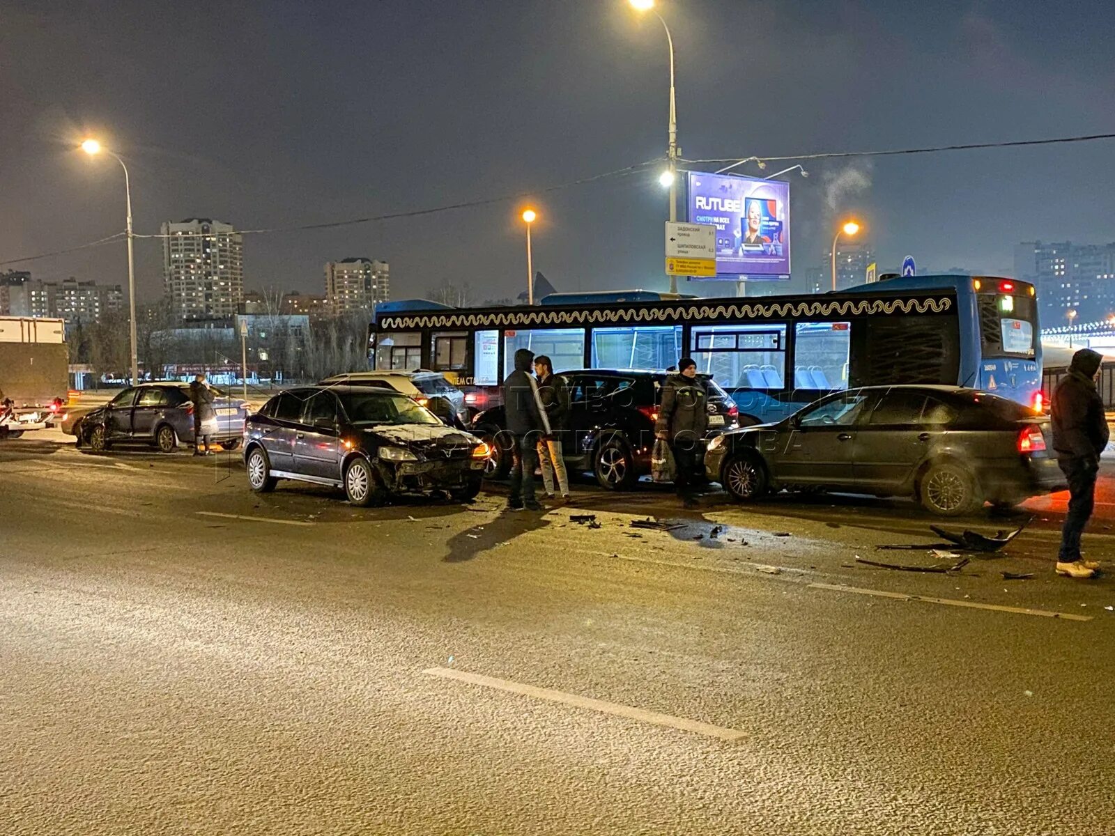 То случилось в москве. Пожар в здании. Катастрофа в московском метрополитене 2019. Пожар в москве сейчас. Что случилось в москве сегодня.