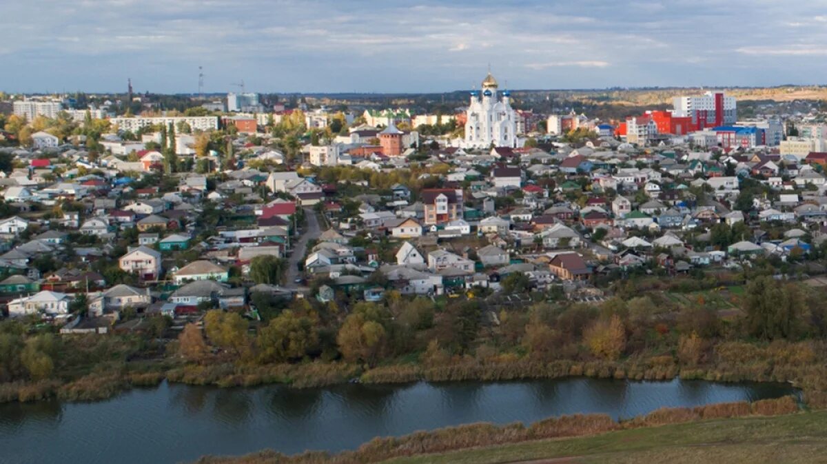 Город лиски центральная районная больница. Лиски центр города. Лиски центр города. Лиски 2010. Лиски воронежская достопримечательности.