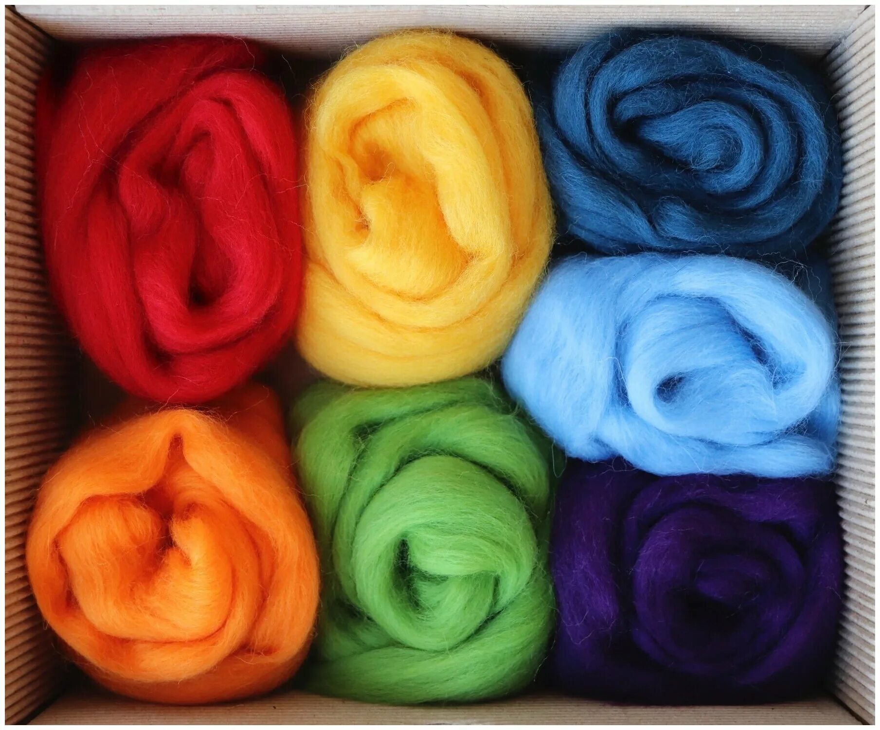 цветы из шерсти мериноса. материалы для сухого валяния. валяние материалы и инструменты. валяние из шерсти инструменты и материалы. наборы шерсти.