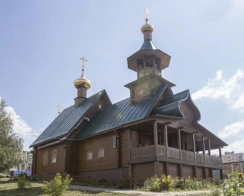 Храм в верхних печерах. Церковь игоря черниговского нижний новгород. Храм в верхних печерах в нижнем новгороде. Храм святой ольги нижний новгород верхние печеры. Храм в честь равноапостольной княгини ольги в нижнем новгороде.