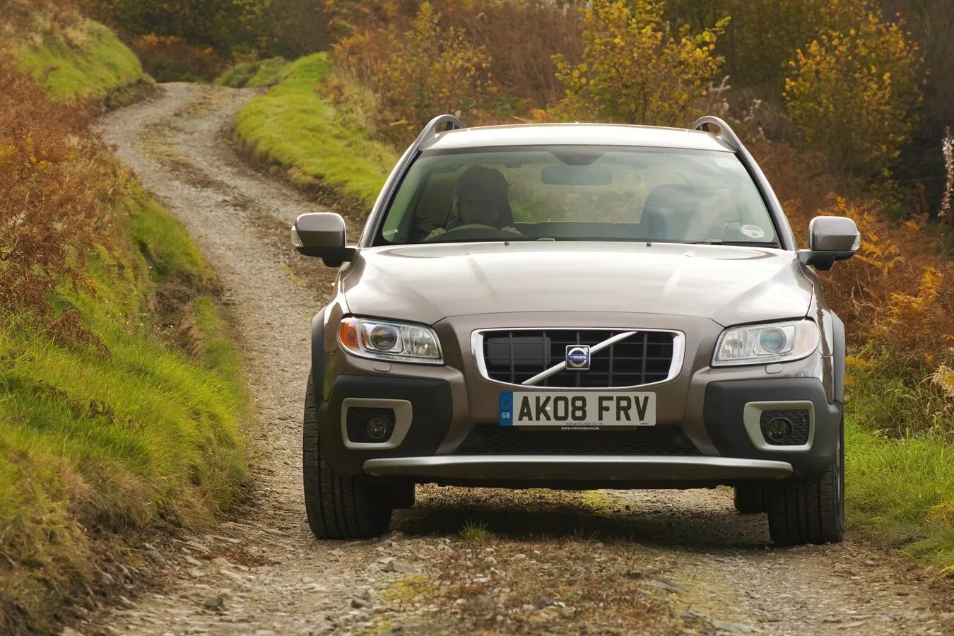 Прокачали вольво. Volvo xc70 iii. Вольво fh12 зеленая. Xc90 t8 polestar. Прокачали вольво.