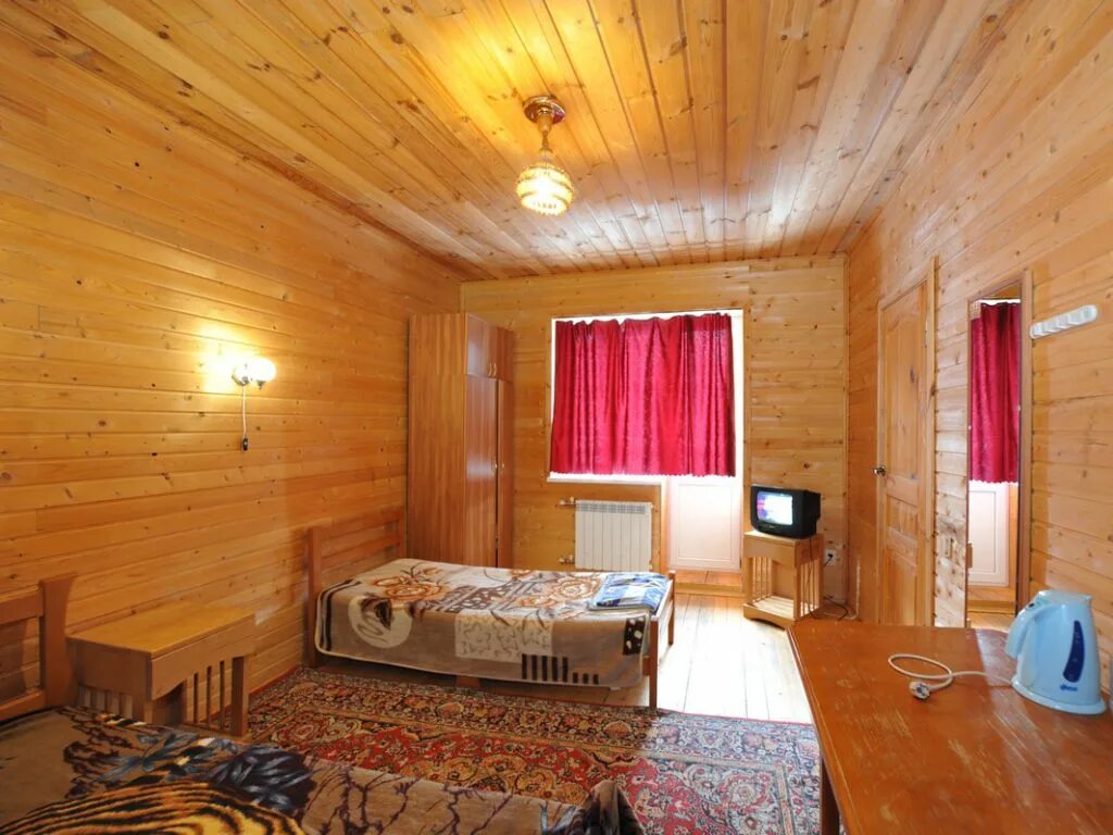 Снять домик в домбае посуточно. Отель сокол домбай вид из окна. Отель таулу домбай комната. Снять домик в домбае посуточно. Снять домик в домбае посуточно.