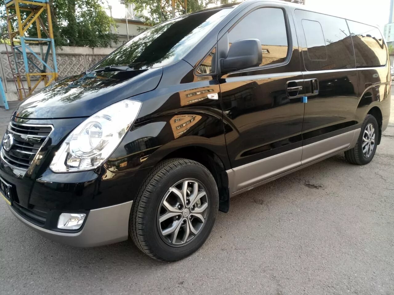 Гранд старекс купить бу авито. Hyundai Grand Starex. Хёндай Гранд Старекс 4х4. Hyundai Starex h2. Hyundai Grand Starex 2008.