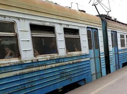 В вагоне электрички ехали 132 человека