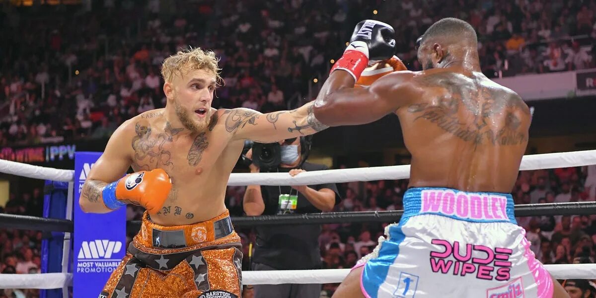 Джейк пол бокс. Джейк пол тайрон вудли 2. Tyson fury tommy fury. Джейк шилдс боец. Томми фьюри и тайсон фьюри.