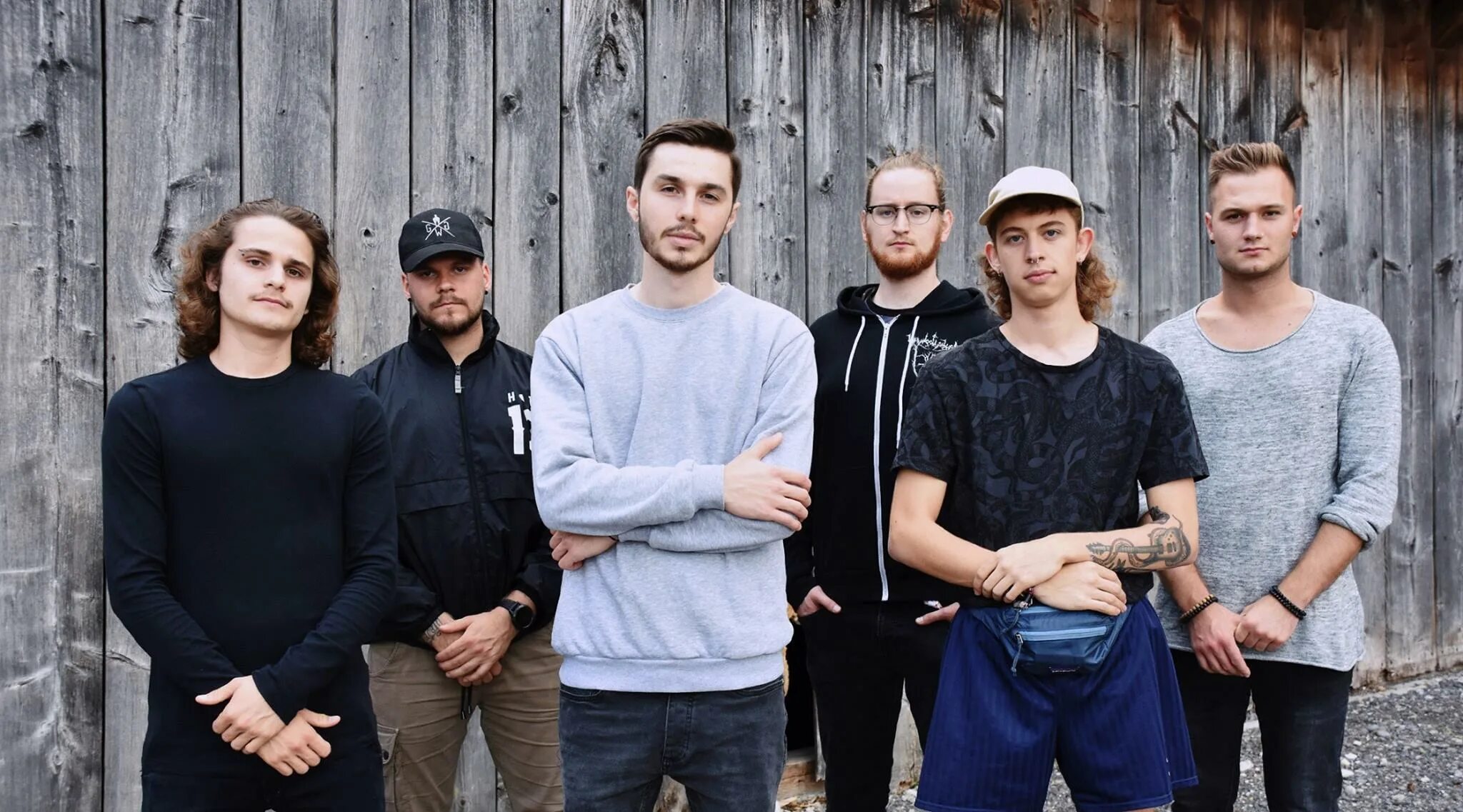 Explicit needs. Frankie band. гая - дискография. metalcore группы обложки. frank needs help группа.