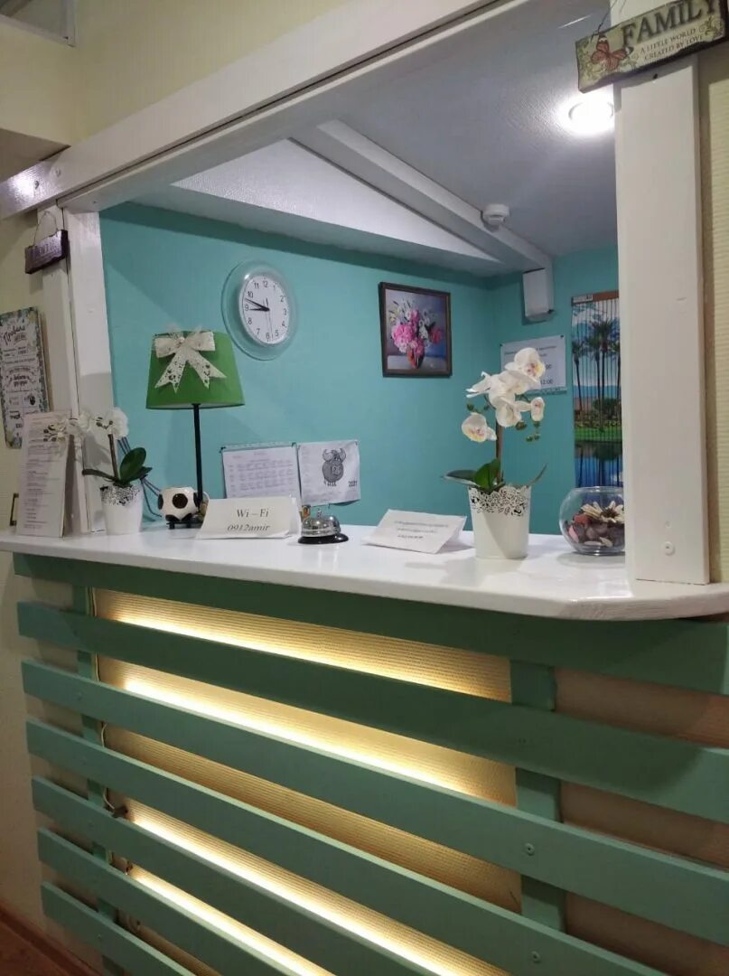 Хостел green point казань. Отель в казани green point. Хостел зеленый дом казань. Green point казань. Хостел green point казань.