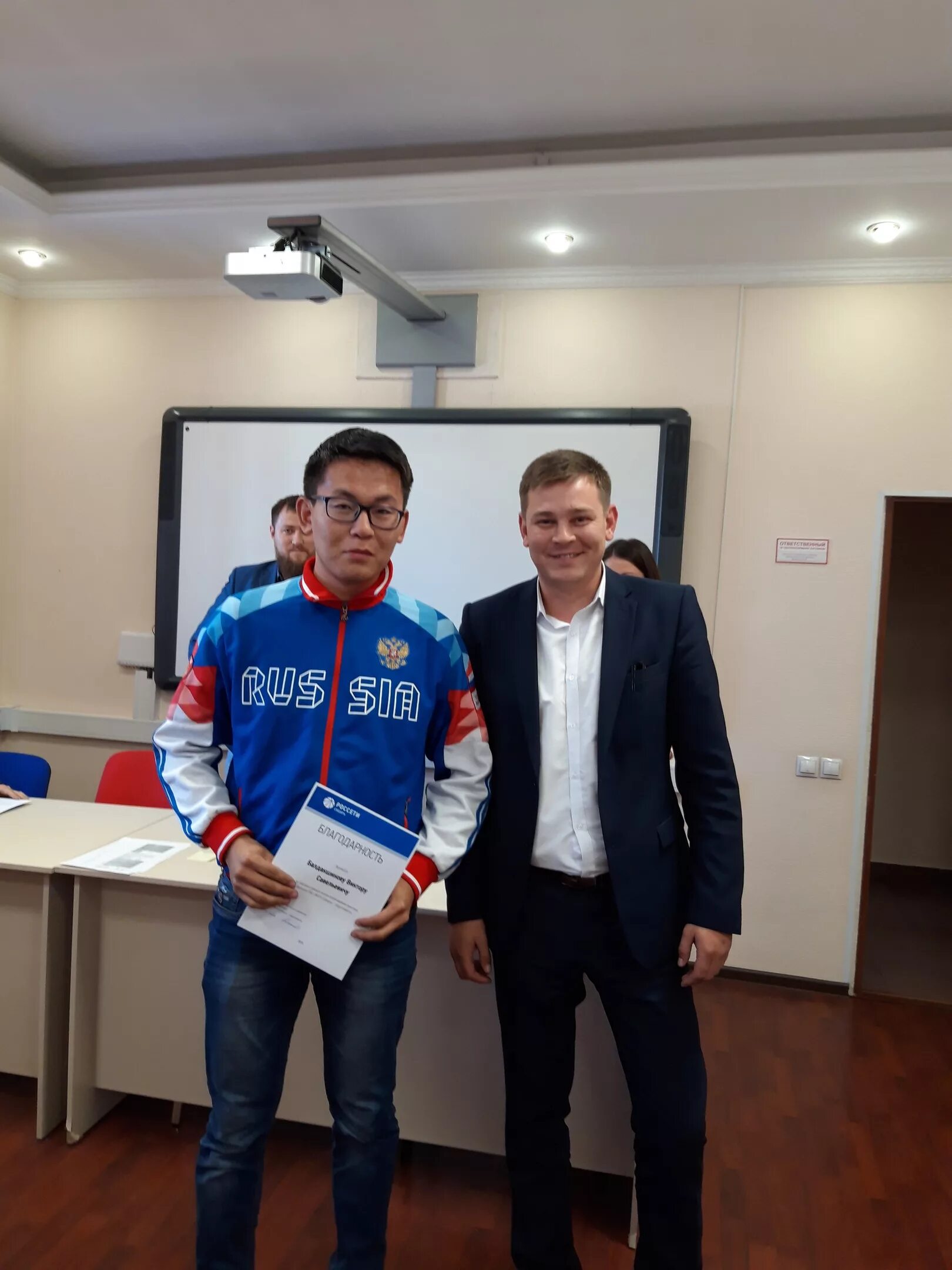 Бурятэнерго козлов. Рэс улан-удэ. Козлов сергей юрьевич мрск сибири. Перелыгин виктор никитович бурятэнерго. Бурятэнерго улан-удэ фото.