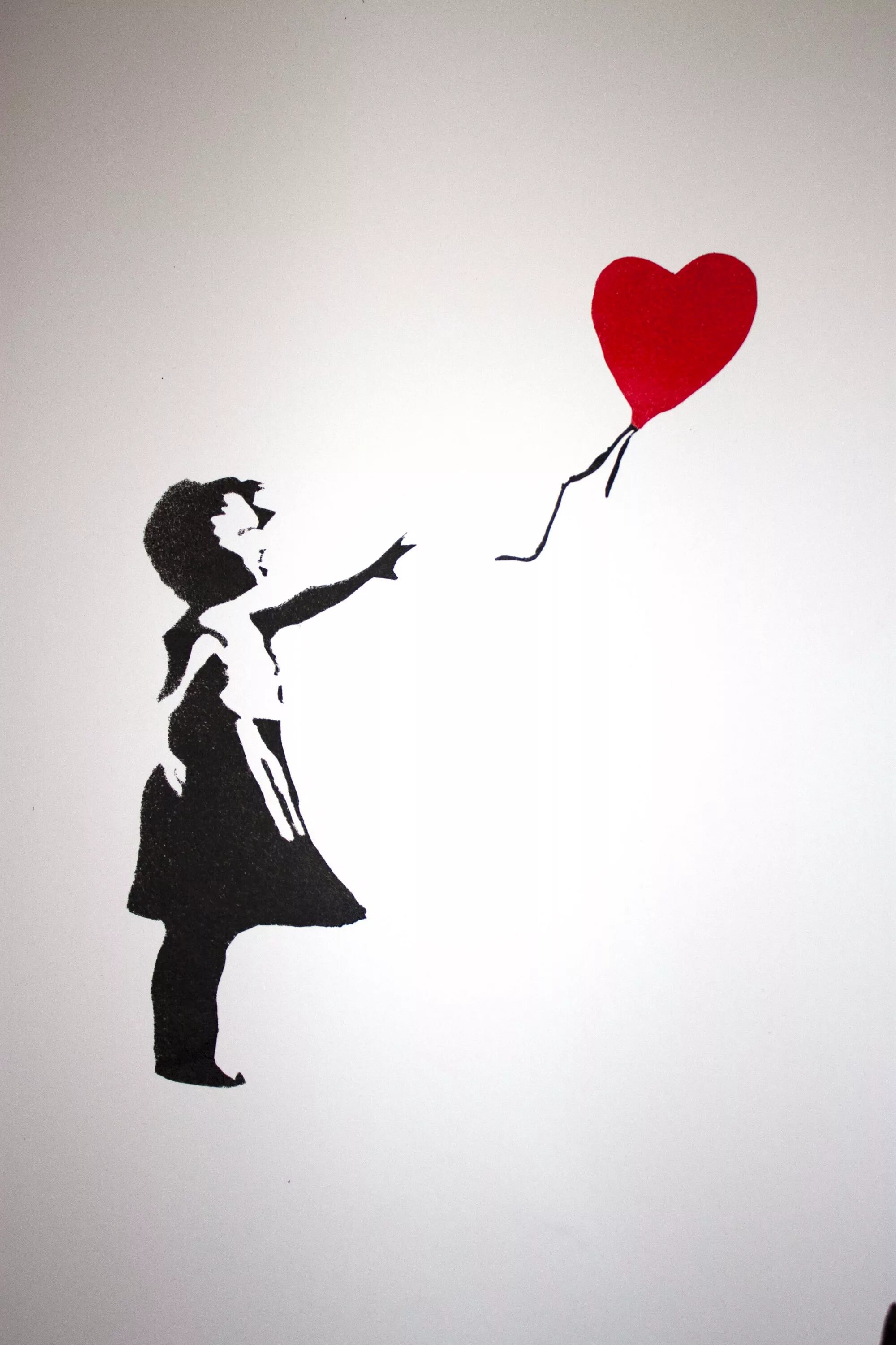 Девочка с воздушными шарами бэнкси. Бэнкси Balloon girl. Девочка с шариком сердечком. Рисунки Бэнкси. Граффити Бэнкси.