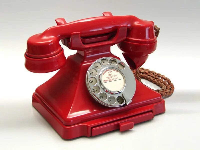 Старый красный телефон. Дисковый ретро телефон GPO 746. Старый телефонный аппарат. Красный телефон. Старинный телефон.