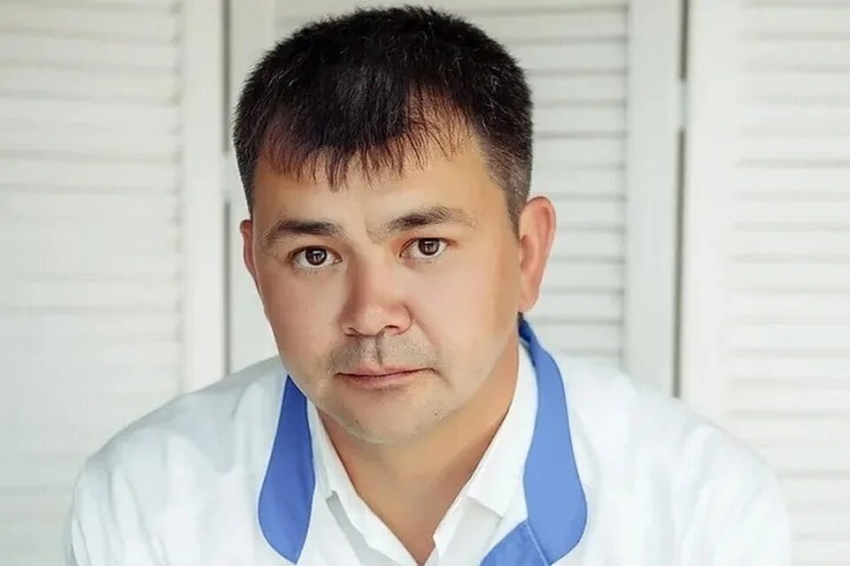 Мурзагулов салават фанильевич врач. Губайдуллин иншар мавлиярович. Шарипов ильдар ханифович. Яппаров салават стерлитамак. Главный врач салавата.