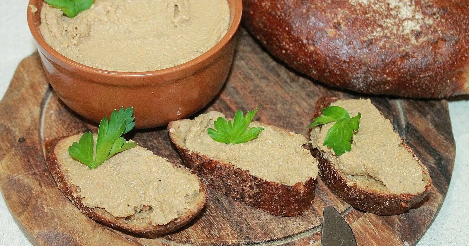 Паштет из печени польза. Паштет намазка. Печеночный паштет ,(куриной печени). Паштет из куриной печени. Куриный паштет из печени.