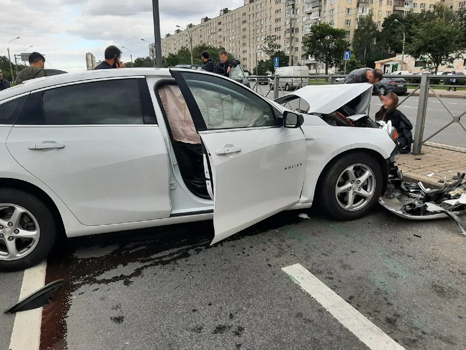 Авария на Дунайском проспекте. ДТП на Дунайском проспекте.