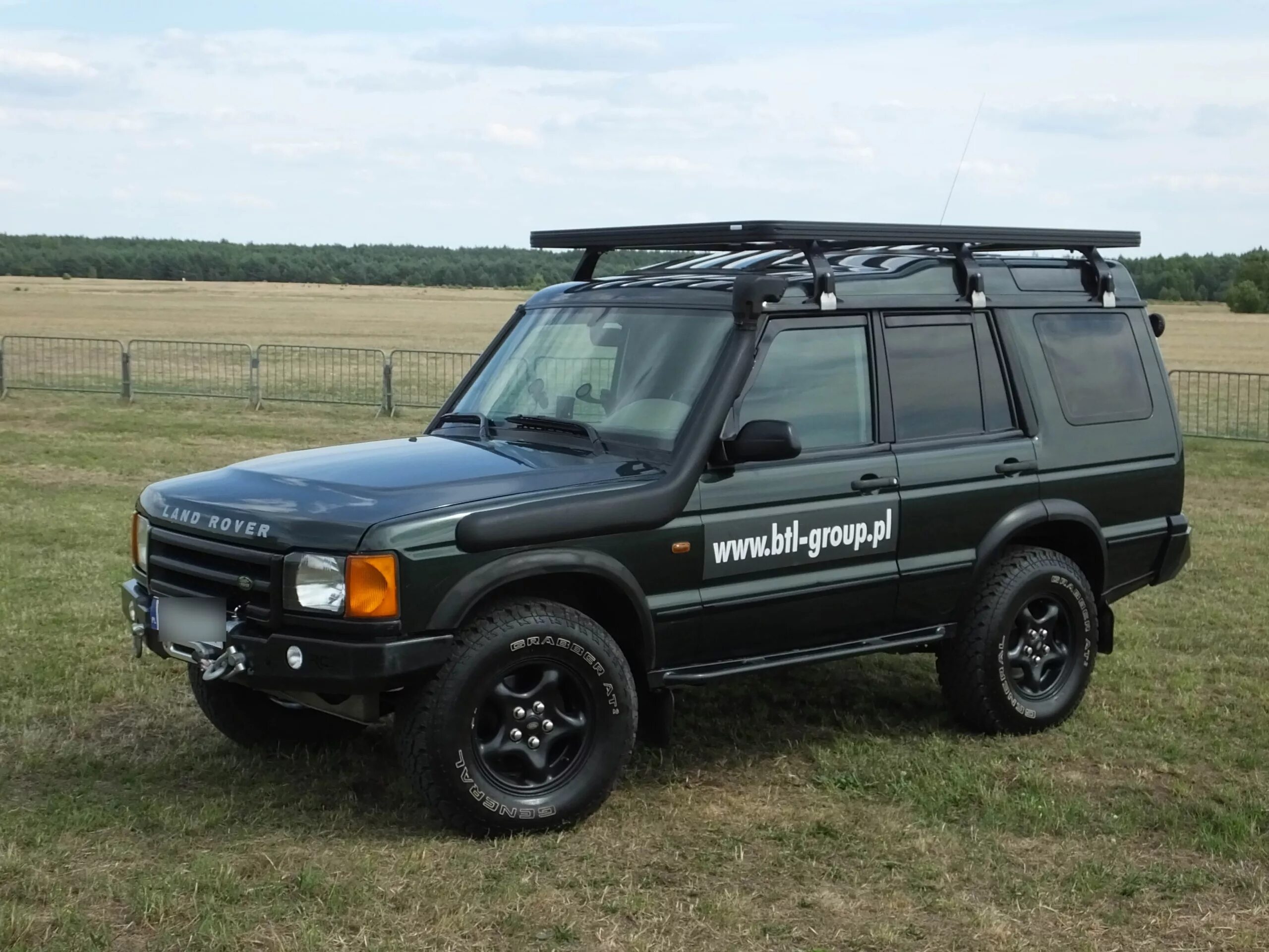 Ленд Ровер Дискавери 1. Ленд Ровер Дискавери экспедиционный. Land Rover Discovery 2. Ленд Ровер Дискавери 2 багажник. Купить ленд ровер дискавери москва