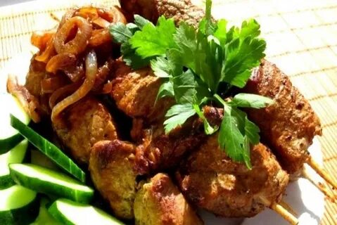 Шашлык из свинины с луком простой