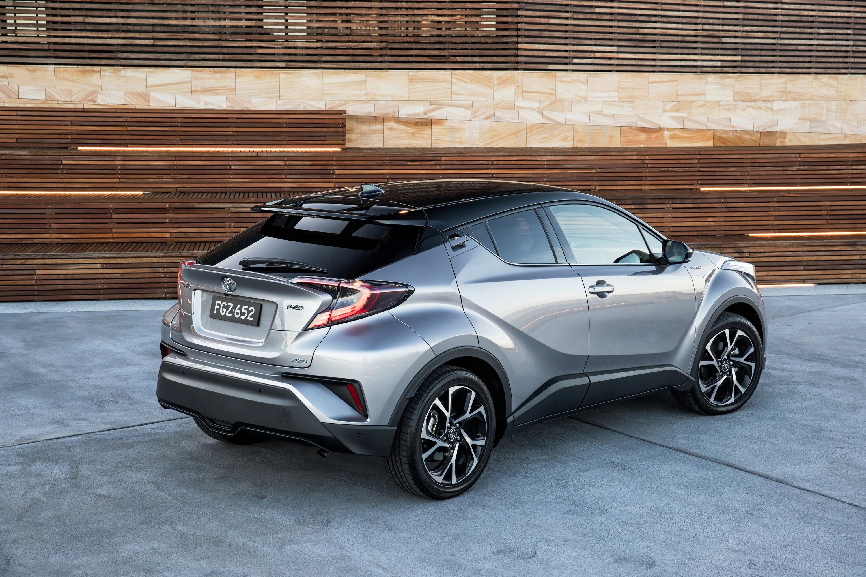 Тойота chr 1. Тойота chr 1. Toyota c-hr. Тойота c-hr синяя. Тойота chr 1.