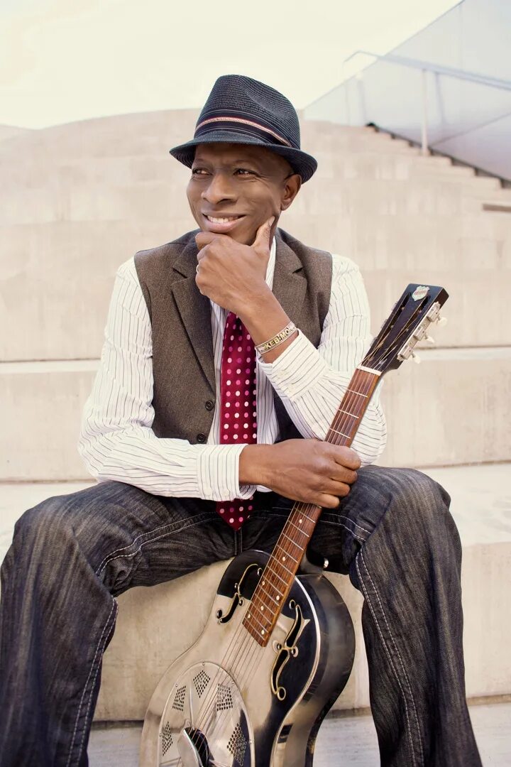 Кевин мур. Keb mo. Keb' mo "Keb' mo". Keb' mo' - 1994 - Keb' mo'. Кевин Расселл блюзмен.