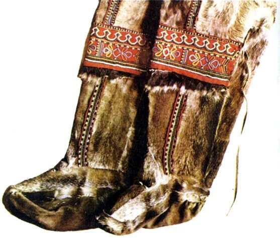 торбаса чукчи. предметы быта удэгейцев приморского края. якутские мужские торбаза национальные. эвенки торбаса. эвенкийские торбаса.