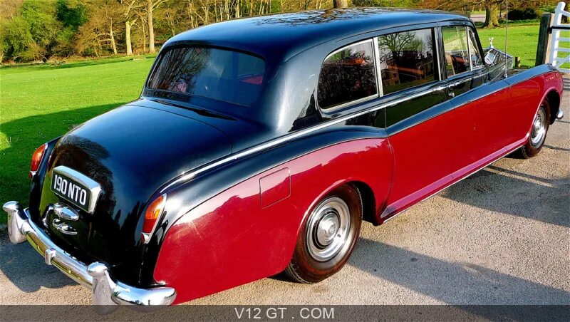Classic roll. Rolls-Royce Phantom v 1950 года. Rolls Royce 80-х годов. Park Ward 1962.