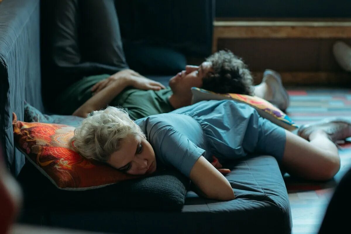 Макар хлебников пингвины моей мамы. Пингвины моей мамы дата выхода. Пингвины моей мамы гоша. Александра урсуляк пингвины моей мамы. Пингвины моей мамы сериал 2021.