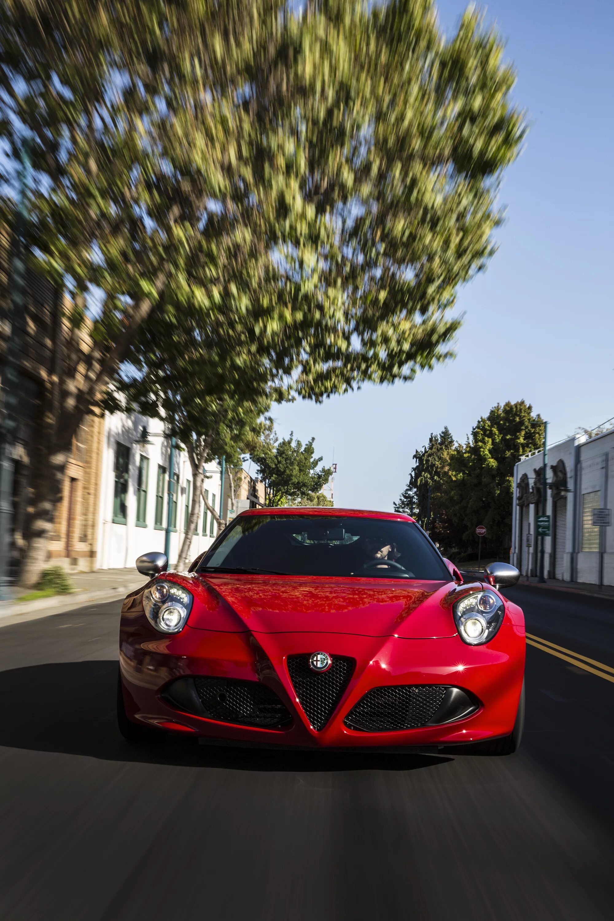 Открой картинки машин. Alfa Romeo 4c. Альфа Ромео 4с. Alfa Romeo 4c gt. Alfa Romeo 2015.