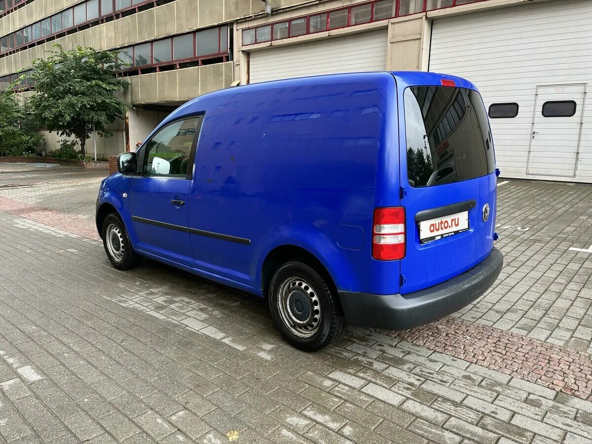 Vw caddy 2010. Кадди фольксваген кадди. Vw caddy фиолетовый. Кадди москве. Кадди 7 местный.