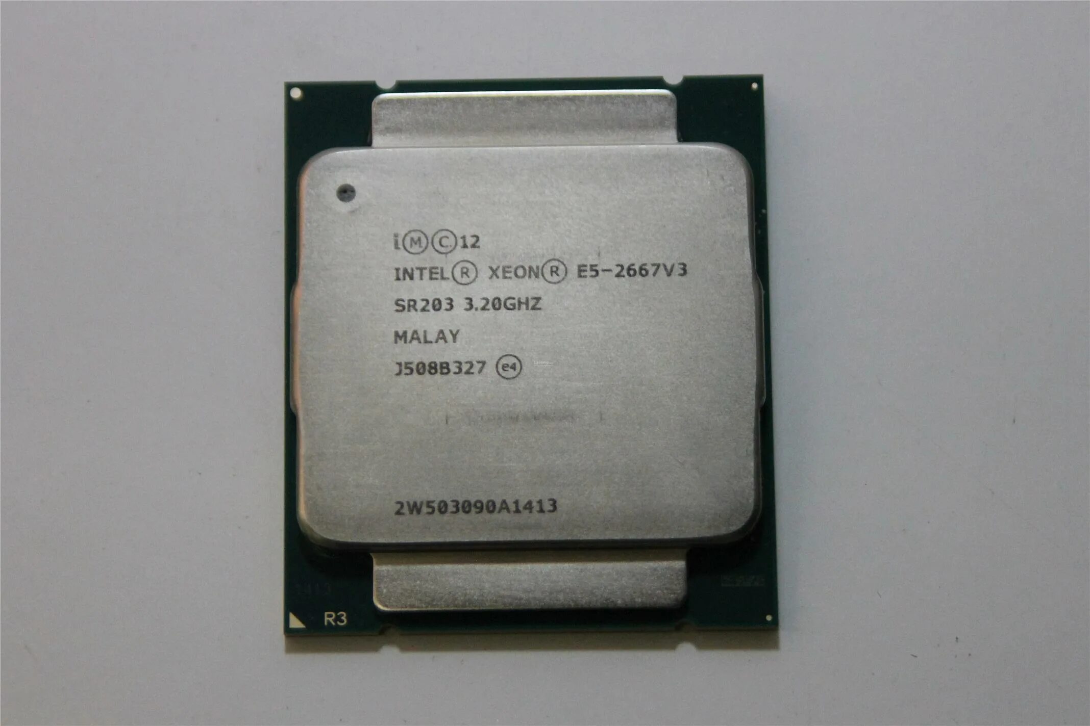 Xeon e5 v4. 2667 v4 cpuz. 2667 v3 vs 2667 v4. Intel(r) xeon(r) cpu e5-2680 v4 @ 2. 2667 v3 vs 2667 v4.