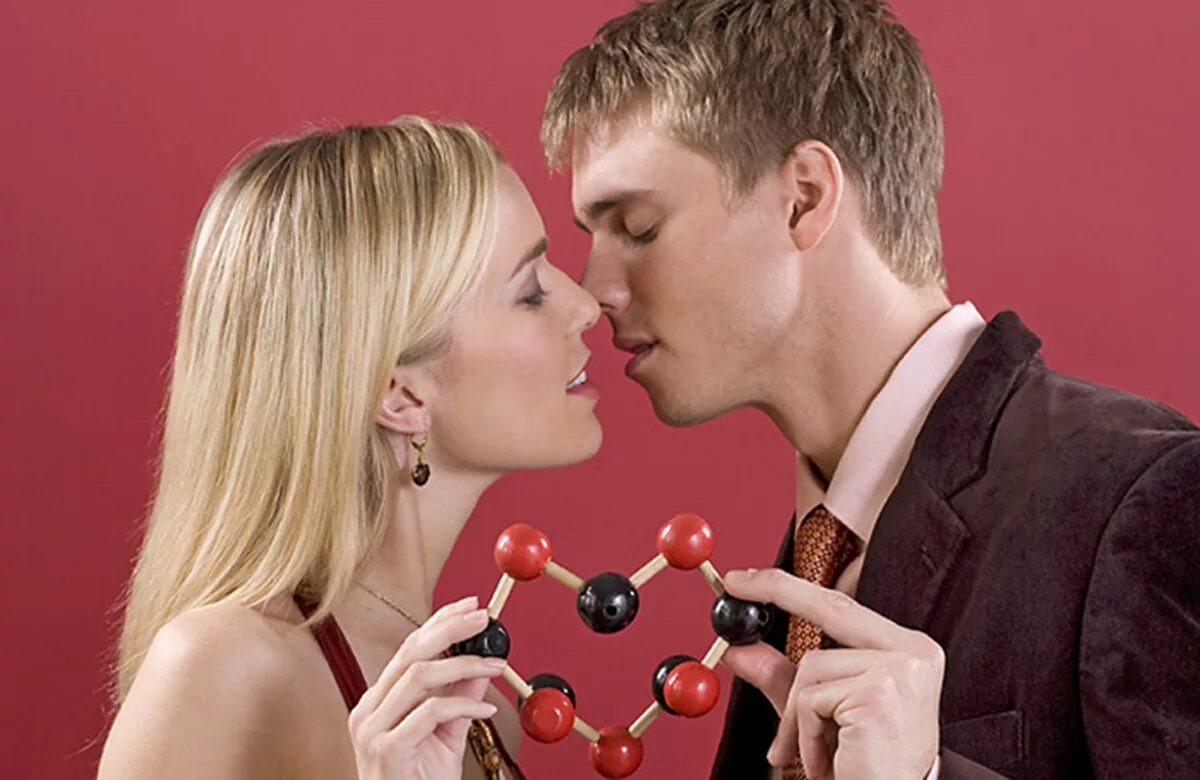 Любовь мужчины как проявляется. Химия любви. Любовная химия между мужчиной и женщиной. Влечение влюбленность и любовь. Проявлять любовь.