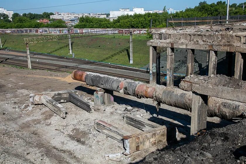 Камера новый рынок мост барнаул. Платный мост Барнаул. Барнаульский мост на набережной. Барнаул новый мост ночью. Стуковский мост Барнаул.