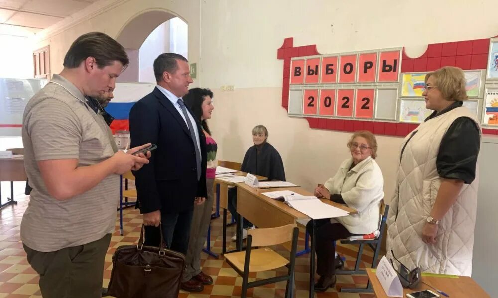 Новости первоуральска. Включи мне серию пожалуйста. Новости включите пожалуйста. Включить пожалуйста телевизор. Масочный режим в алтайском крае 2022.